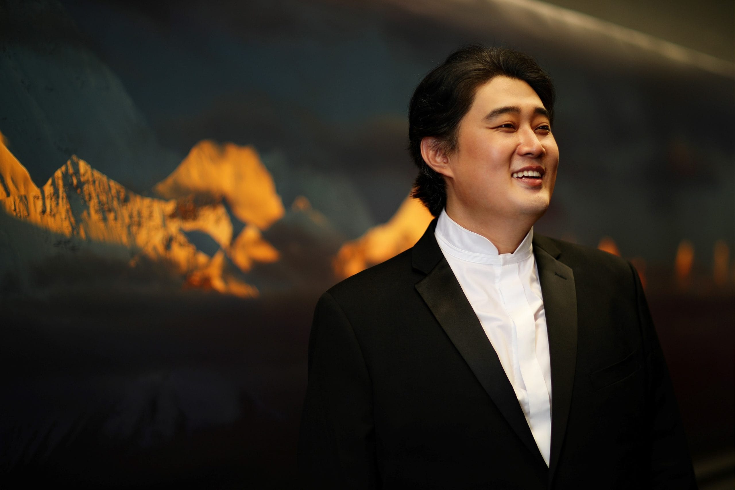 Shenyang, bass-baritone