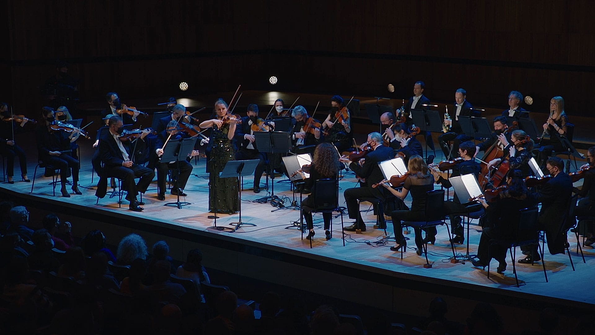 Julia Fischer and LPO Marquee TV Still (c) Intersection