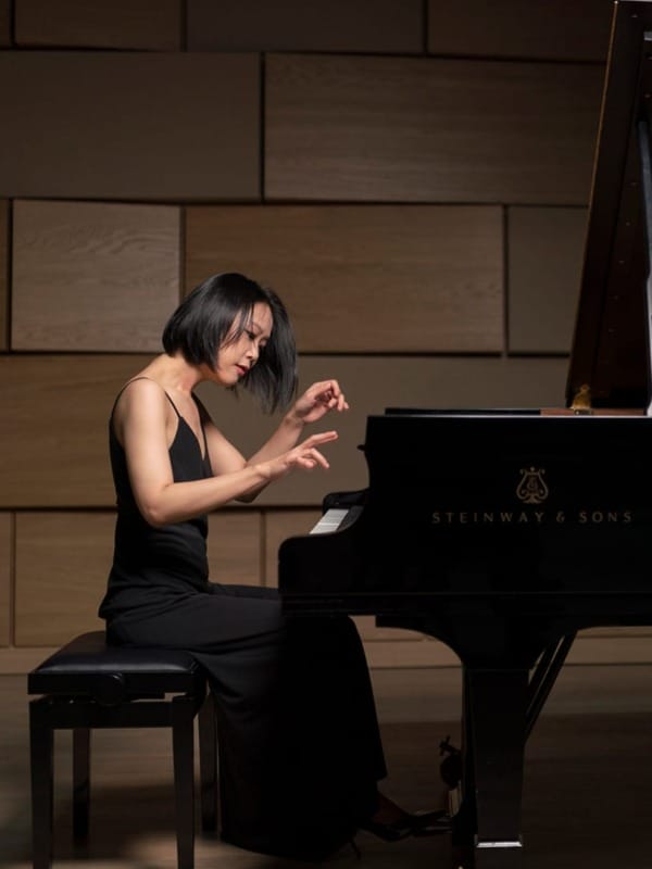Yeol Eum Son